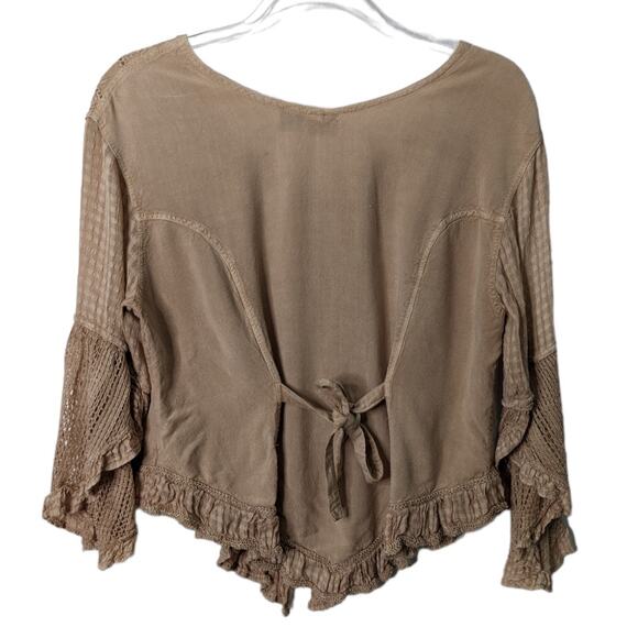 Vintage Y2K Boho Peasant Blouse Tan Eyelet Tie Back Flutter Sleeve Romantic Top - Picture 2 of 10